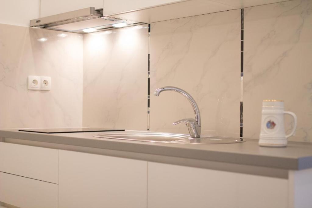 Apartman Ljubica 4 Lägenhet Krk Town Exteriör bild